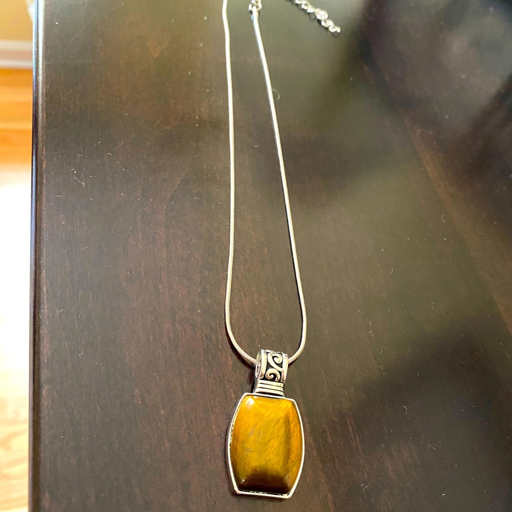 Lia Sophia necklace